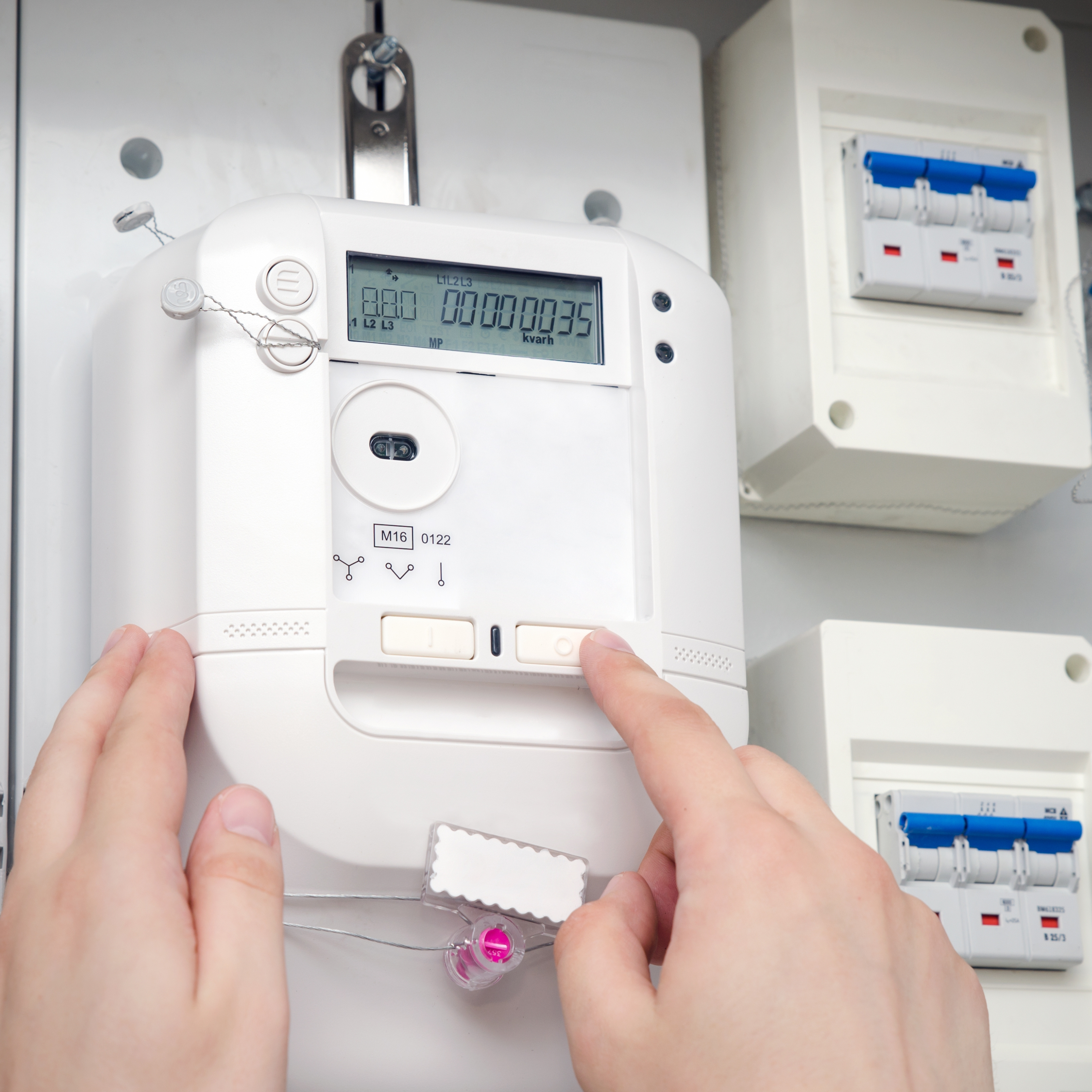 Contador eléctrico y software telemedida